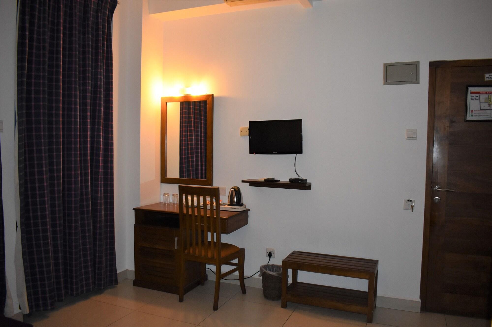 Port View City Hotel Colombo Buitenkant foto